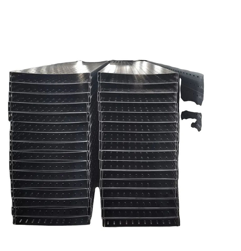 Pemasangan Sekrup Hot Dip Galvanized Cable Tray Berlubang Tebal 1.5-2.5mm