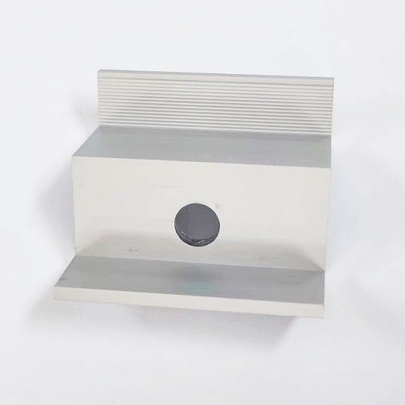 Ukuran Disesuaikan Aluminium Alloy Solar Panel Roof Fittings Anticorrosive