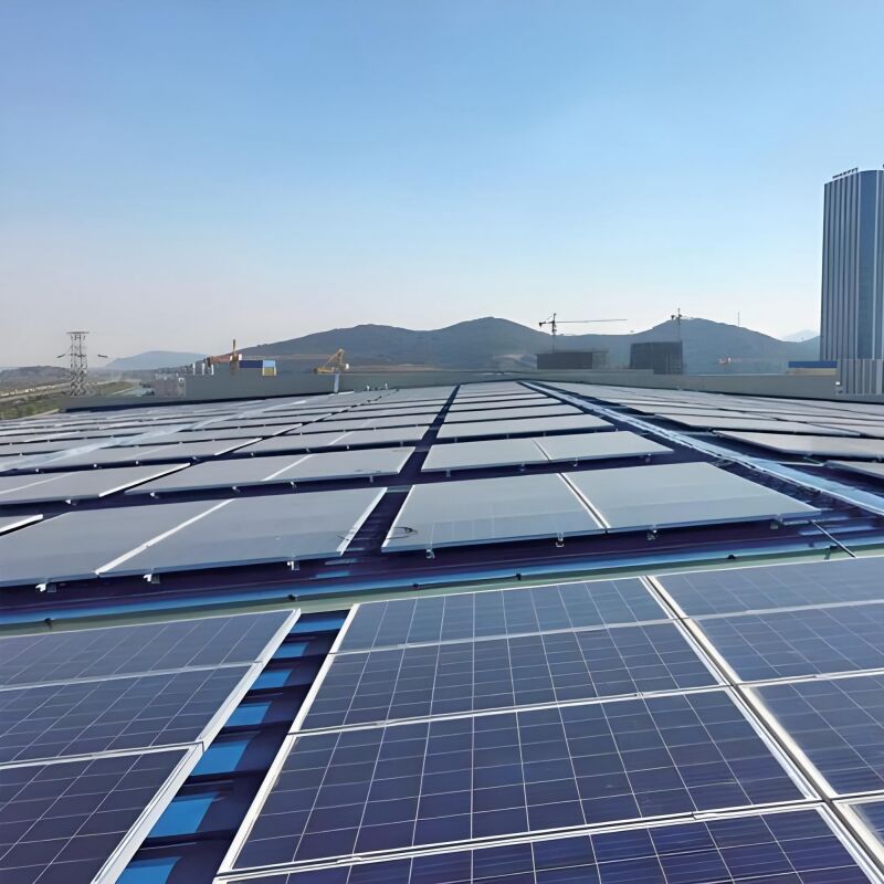 Braket Pemasangan Atap Panel Surya untuk Peningkatan Kemandirian Energi dengan Manfaat Ekonomi dan Lingkungan