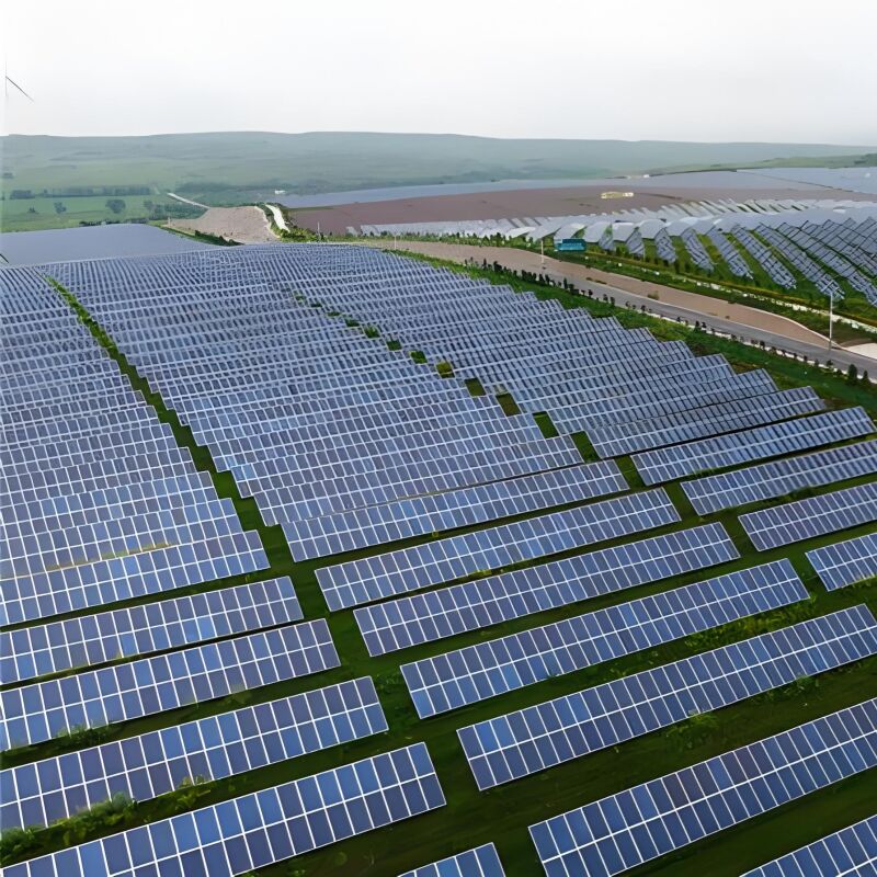 Braket Pemasangan Surya Ground menawarkan desain tanpa tiang depan dan komponen aluminium anodized untuk solusi pemasangan surya yang tahan lama dan awet.